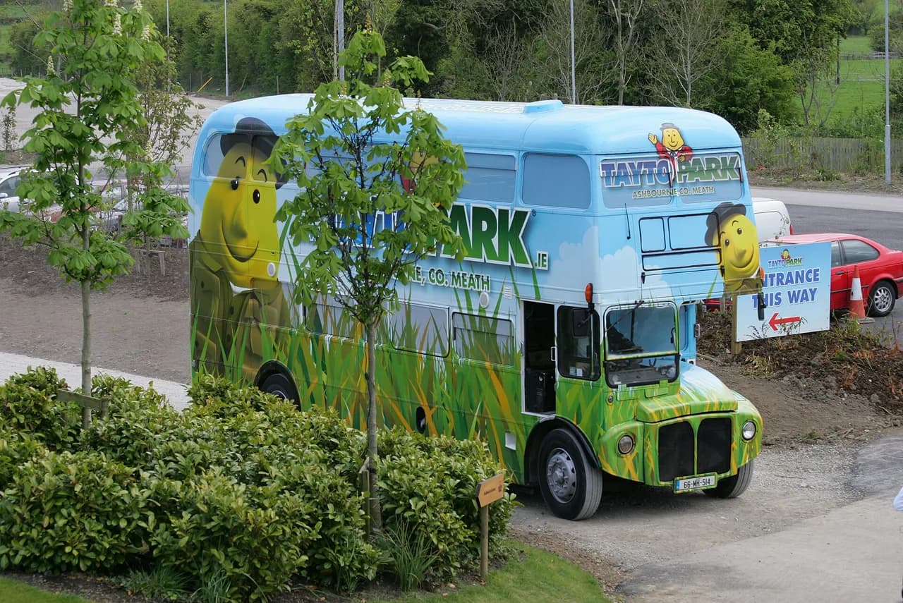 Emerald Park Hotels: Where to Stay Near the Theme Park