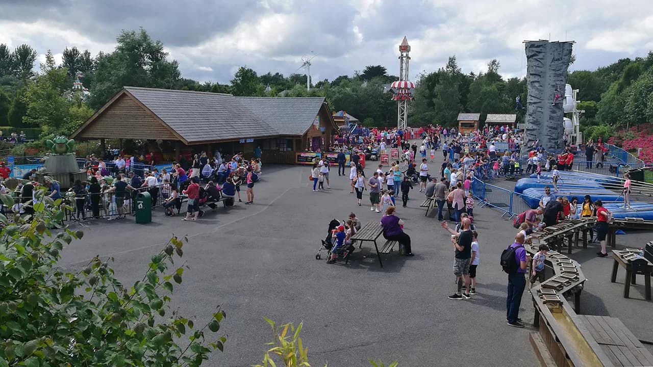 Emerald Park Rides: Coasters & Family Fun Guide