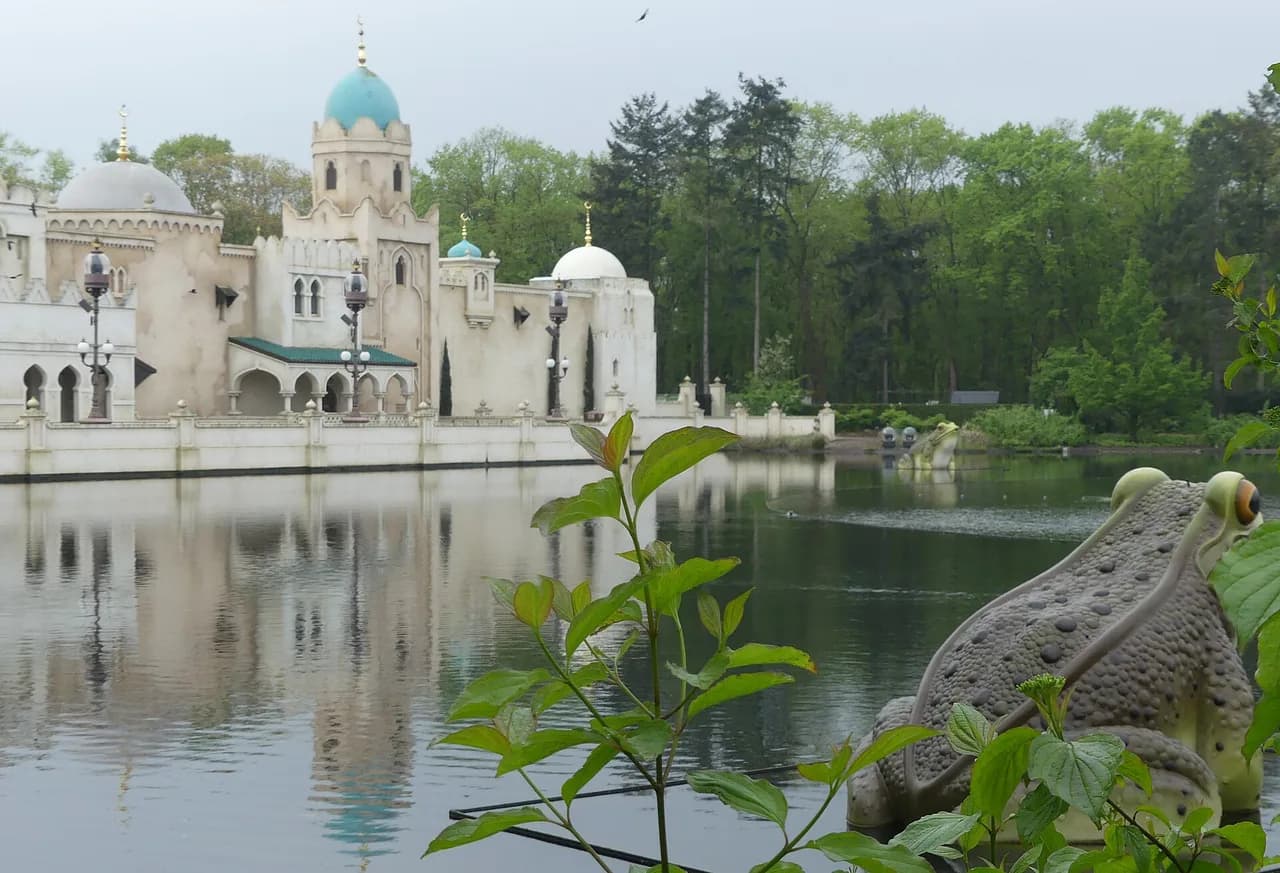 Fata Morgana at Efteling: Boat Ride Guide, Heights & Tips