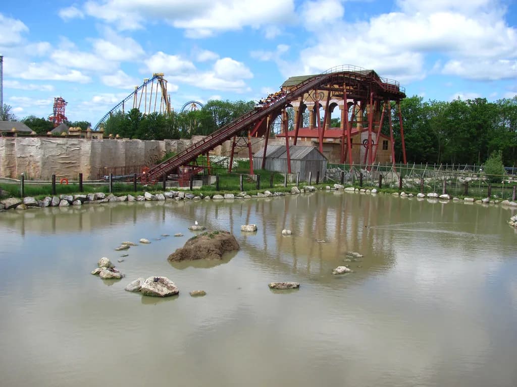 Flamingo Land Food: Restaurants, Prices and Picnic Rules
