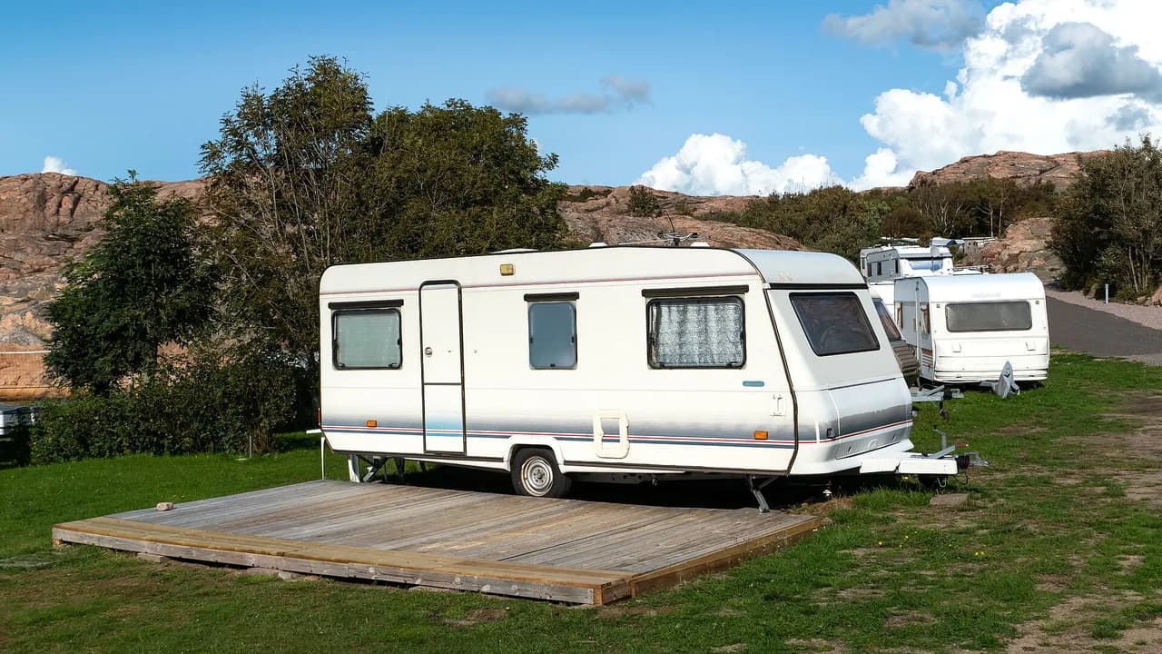 Flamingo Land Caravans: Holiday Village vs Private Rentals