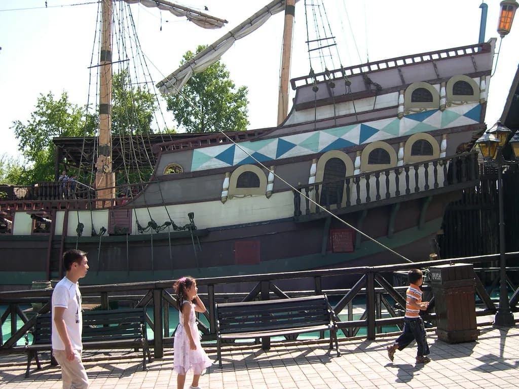 Gardaland Halloween: Magic Halloween Guide for Families