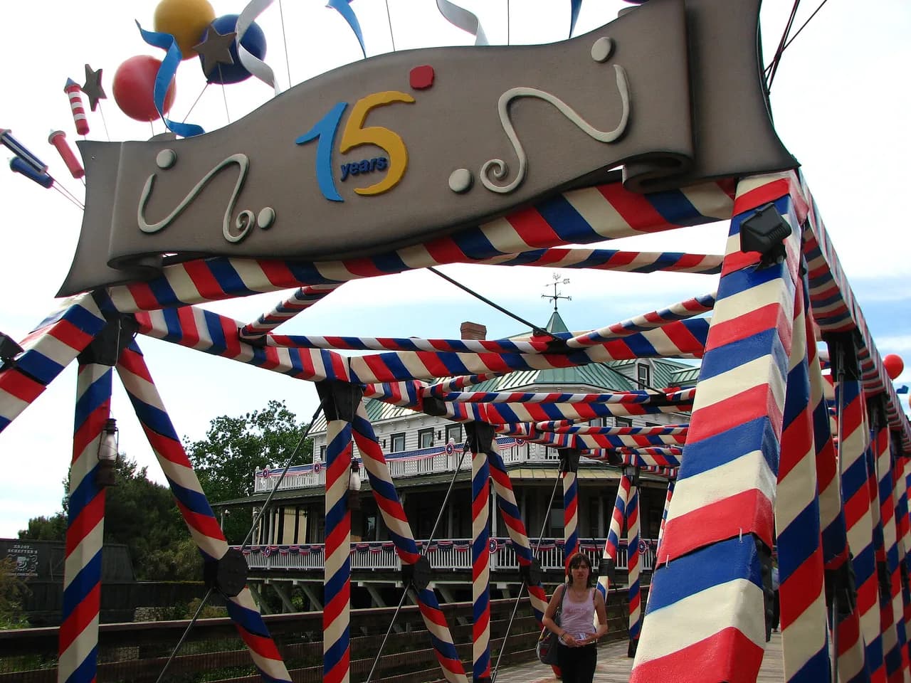 PortAventura World Queue Times: When to Visit and Ride Order
