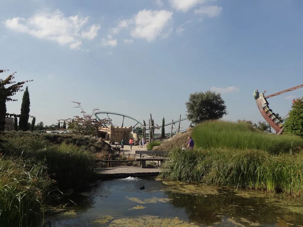 Toverland Opening Times: Season, Calendar and Late Nights
