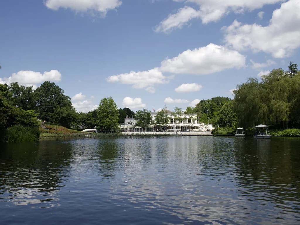 Efteling Bosrijk: Rooms, Holiday Homes & What's Included
