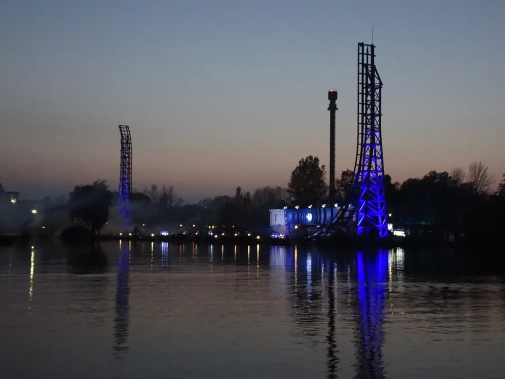 Walibi Belgium Christmas Guide: Winter Zones and Shows