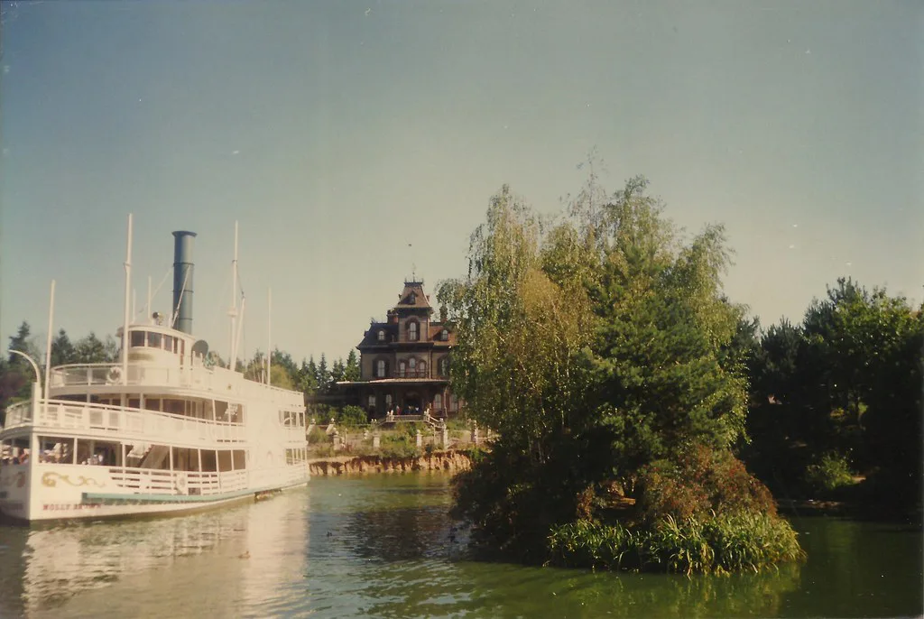 disn-twentyfour, Disneyland Paris