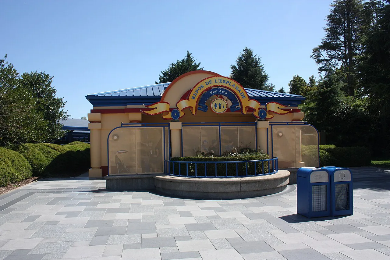 Toilets Disneyland Paris