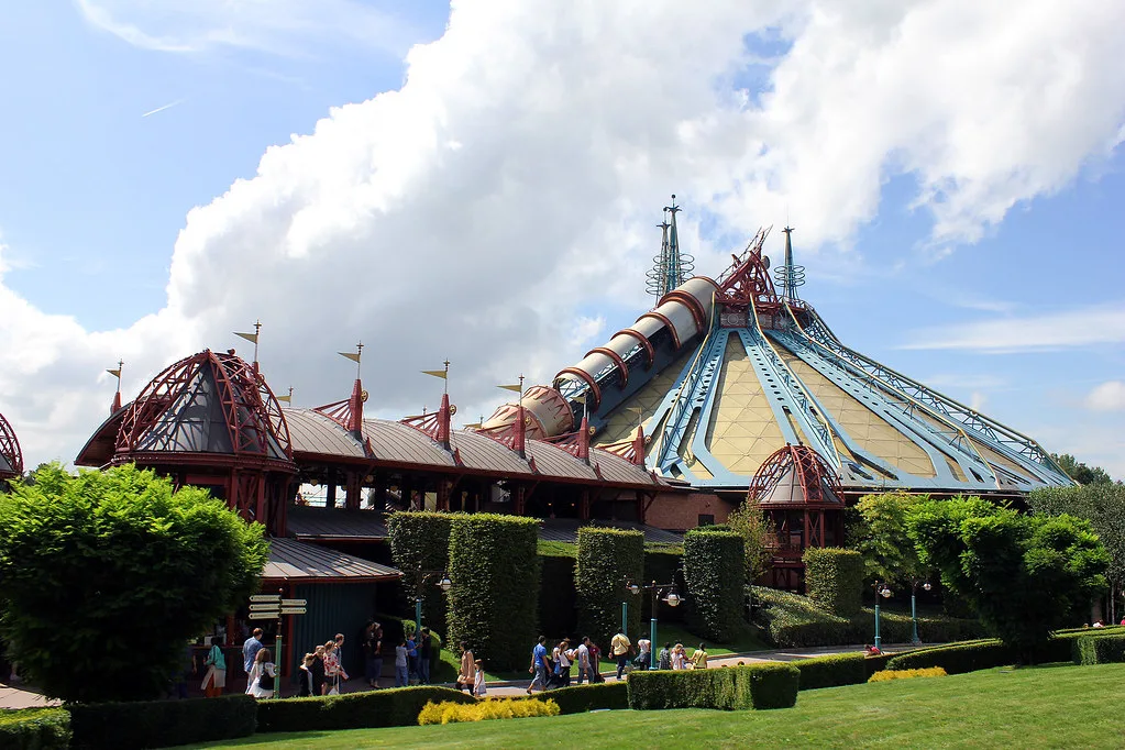 Space Mountain - Disneyland Paris