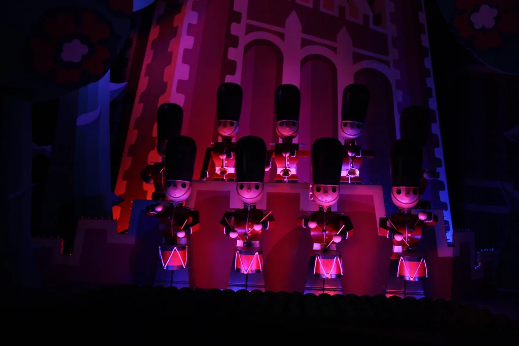 It's a small world, Disneyland Paris