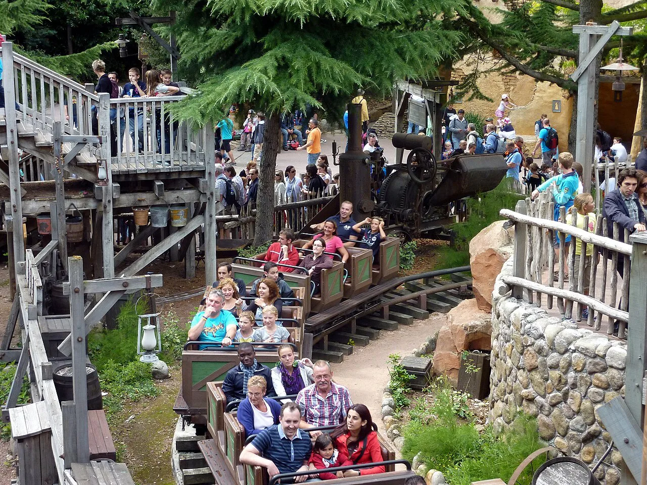 Roller Coaster, Disneyland Paris