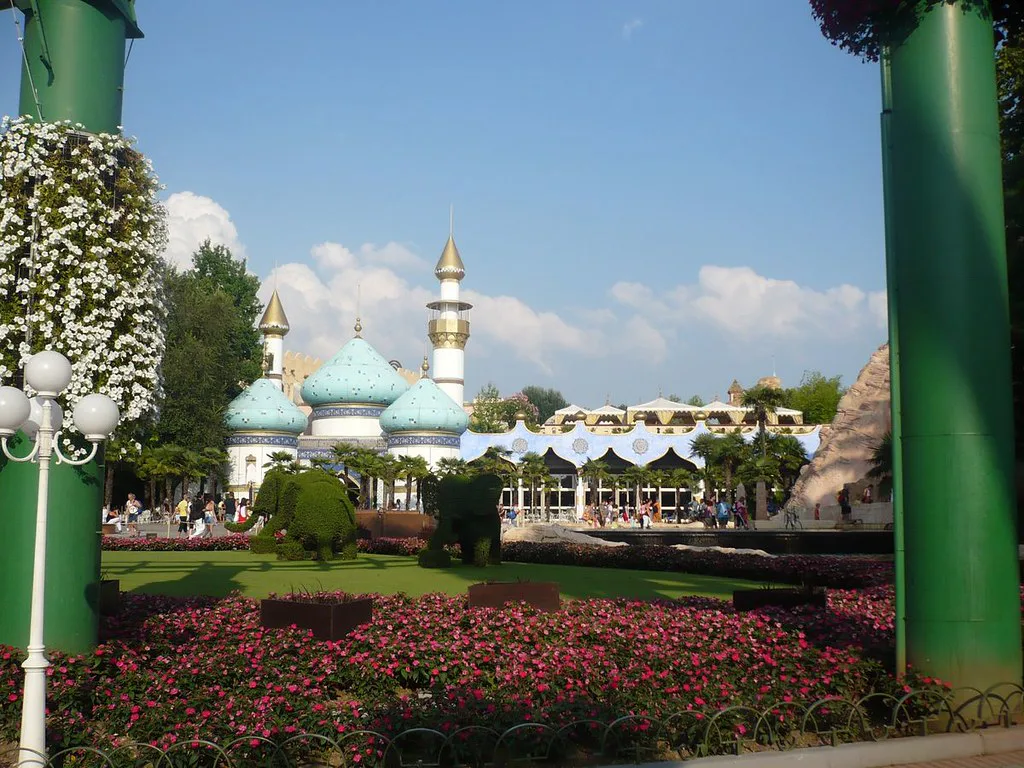 It really is a "theme" park, Gardaland