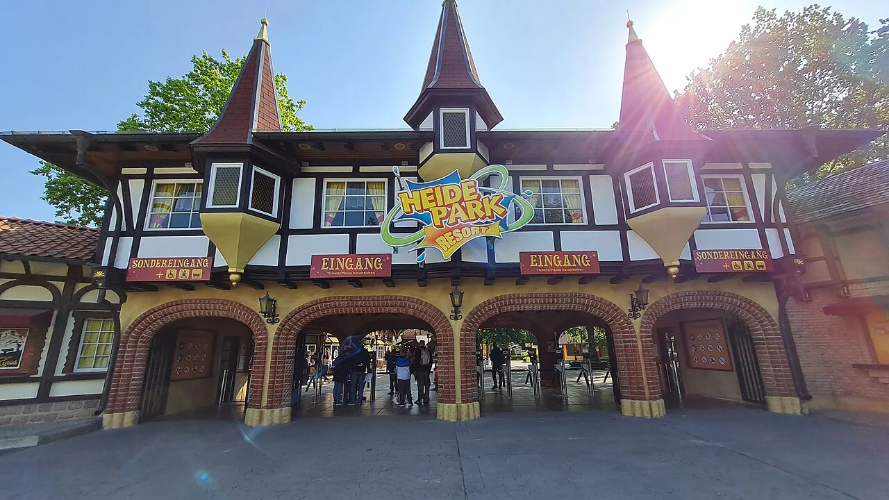 Heide Park Resort Eingangsgebäude