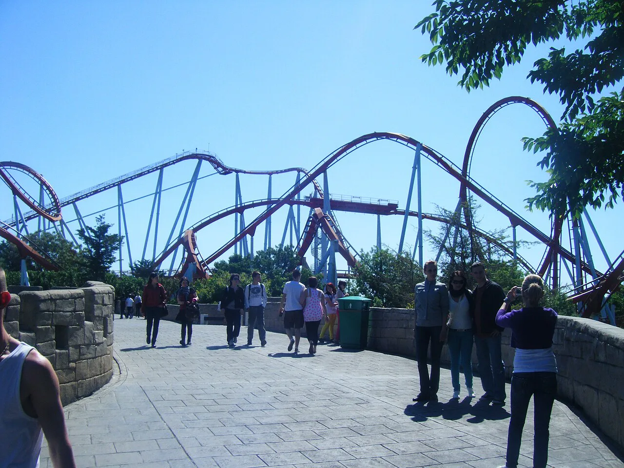 PortAventura Dragon Khan, PortAventura World