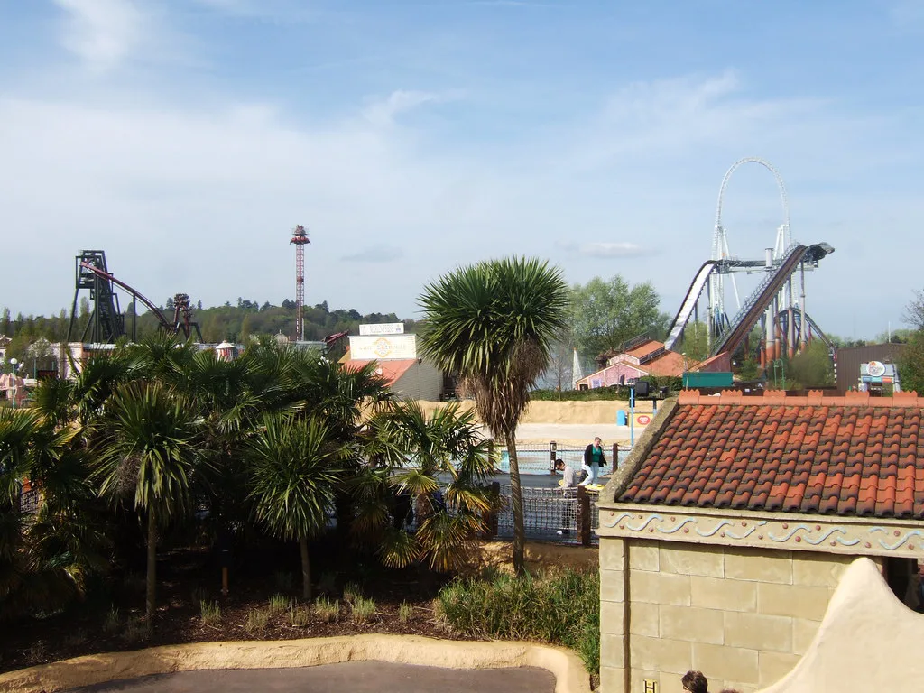 View over Thorpe Park from the entrance