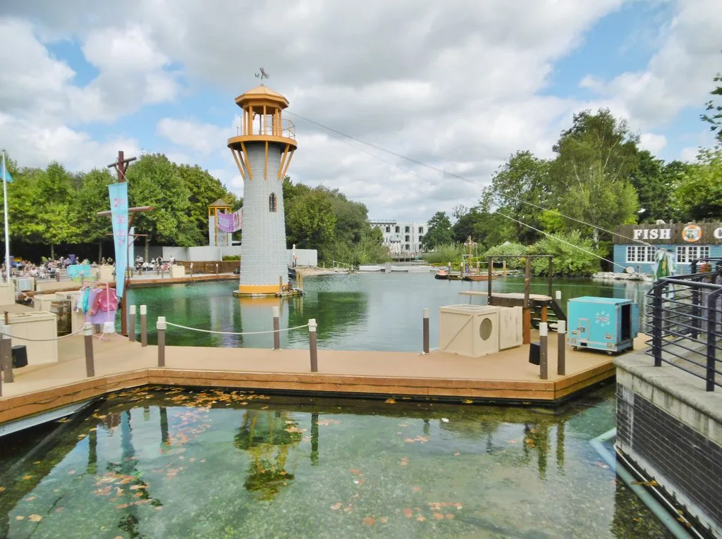 Legoland, lake, Legoland Windsor