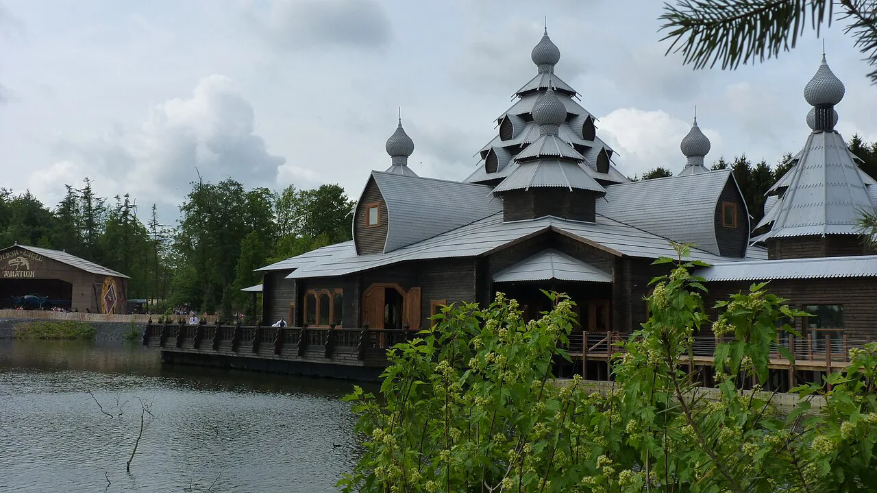 Pairi Daiza, Izba in Terre du froid