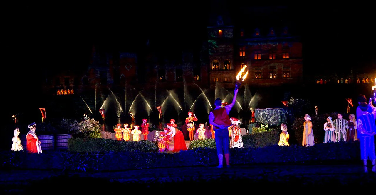 Le Puy du Fou spectacle de la Cinescenie bis
