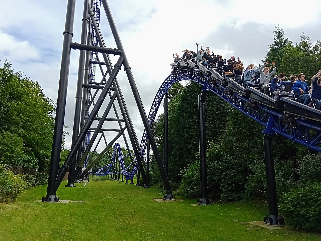 Walibi Holland Goliath
